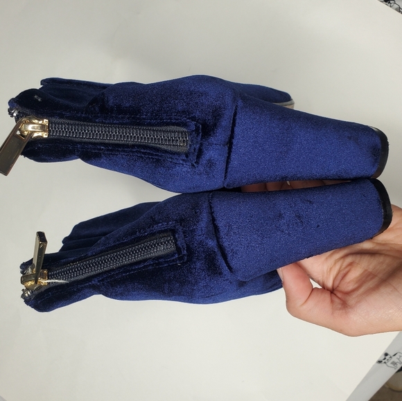 Raye Blue Velvet Ankle Booties 7.5 - Picture 6 of 14